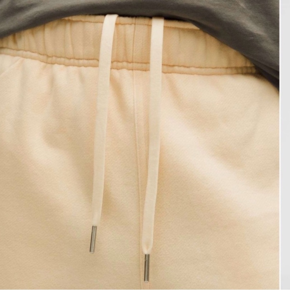 Lululemon Athletica Cream Athletic Shorts - Picture 4 of 8